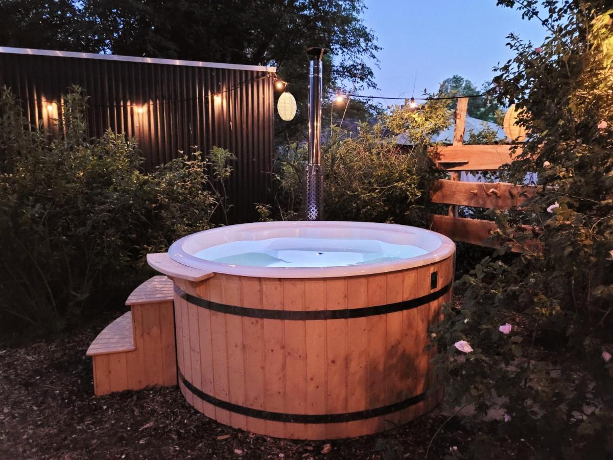 Bohemian Wellness Met Hottub & Sauna Ewijk Exterior foto